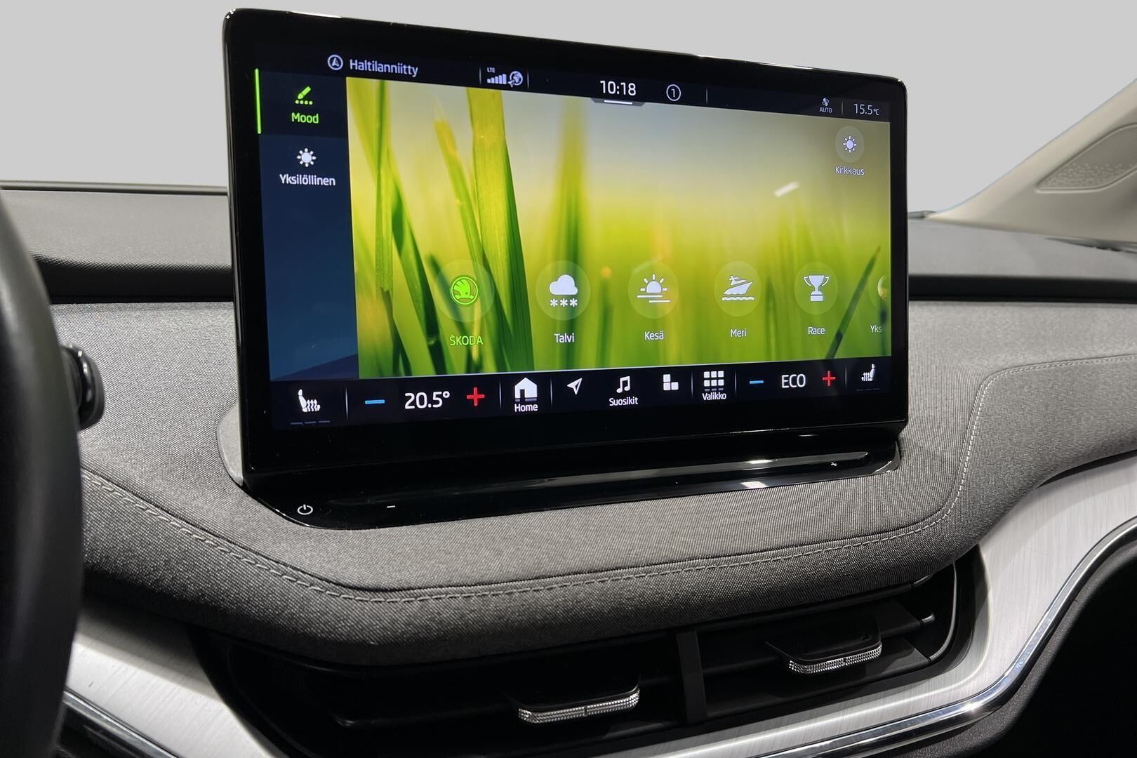 SKODA ENYAQ iso kuva 24