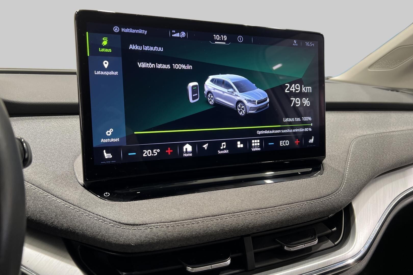 SKODA ENYAQ iso kuva 27