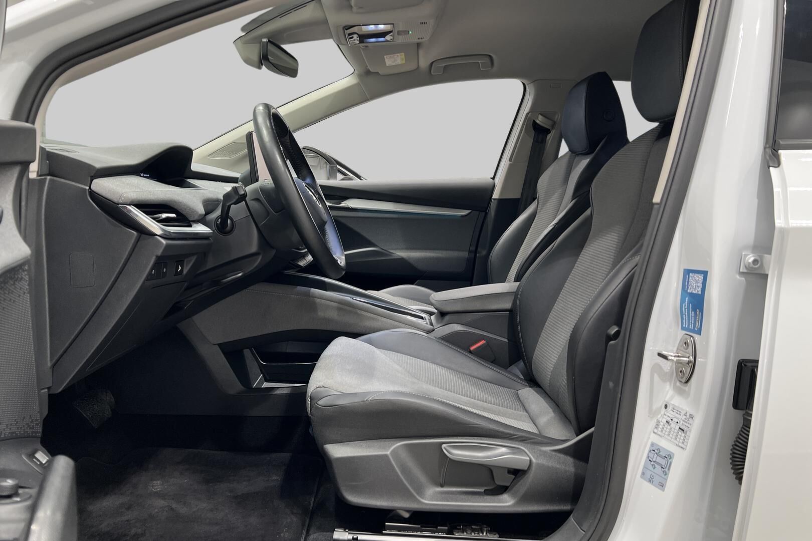 SKODA ENYAQ iso kuva 9