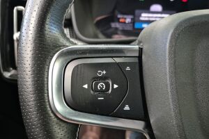 VOLVO XC40 esikatselu 20