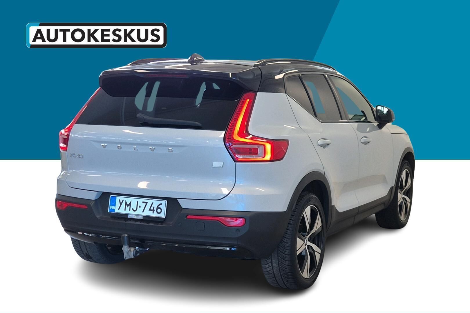 VOLVO XC40 iso kuva 3