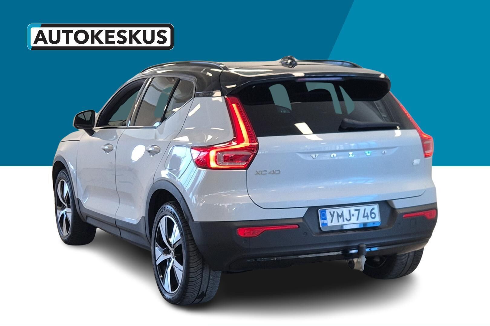 VOLVO XC40 iso kuva 12