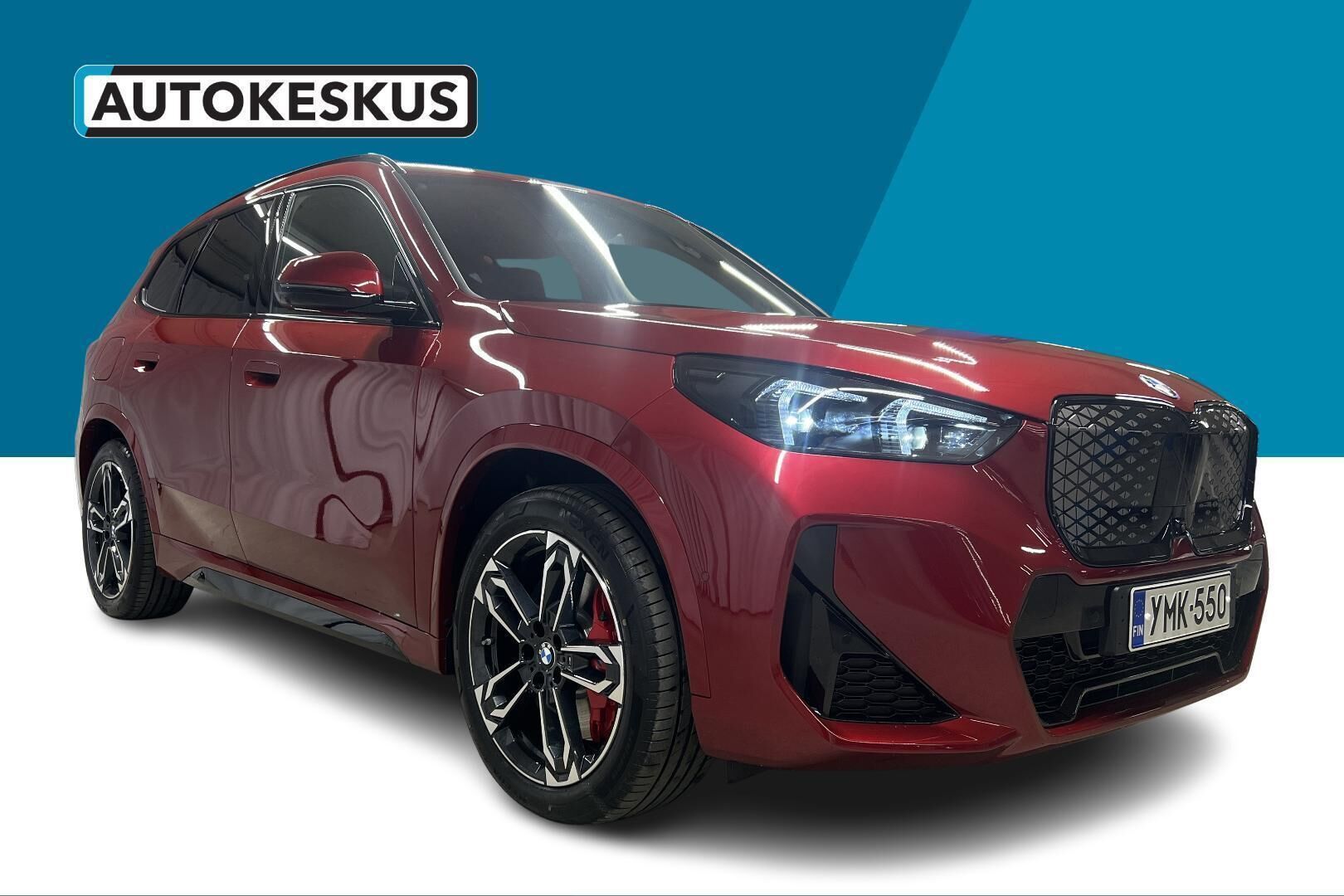 BMW iX1 iso kuva 2