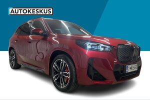 BMW iX1 esikatselu 2