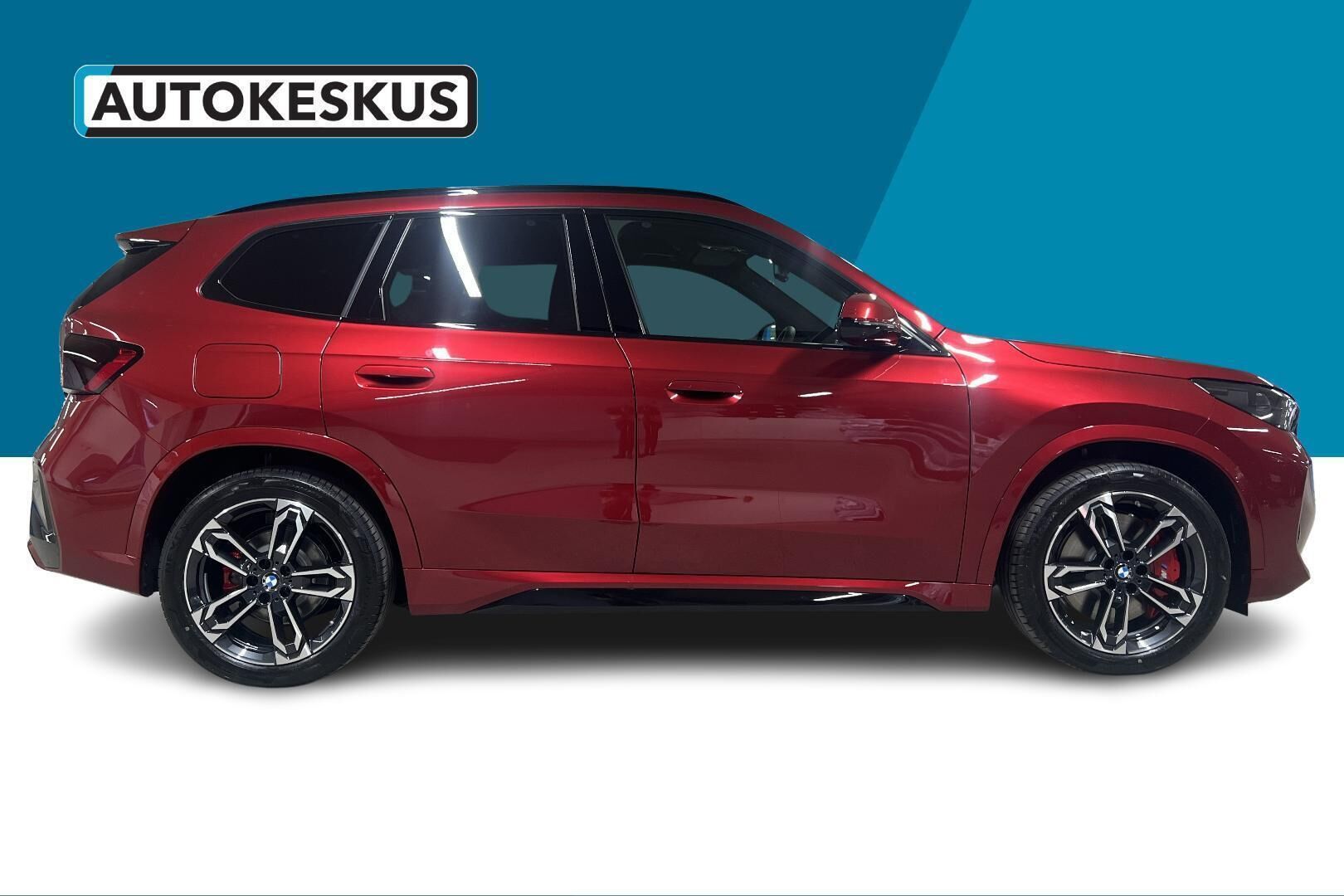 BMW iX1 iso kuva 3