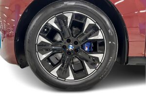 BMW iX esikatselu 12