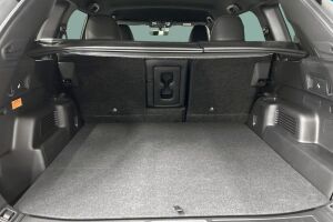Mitsubishi Outlander esikatselu 11
