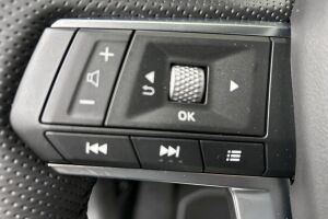 Mitsubishi Outlander esikatselu 14