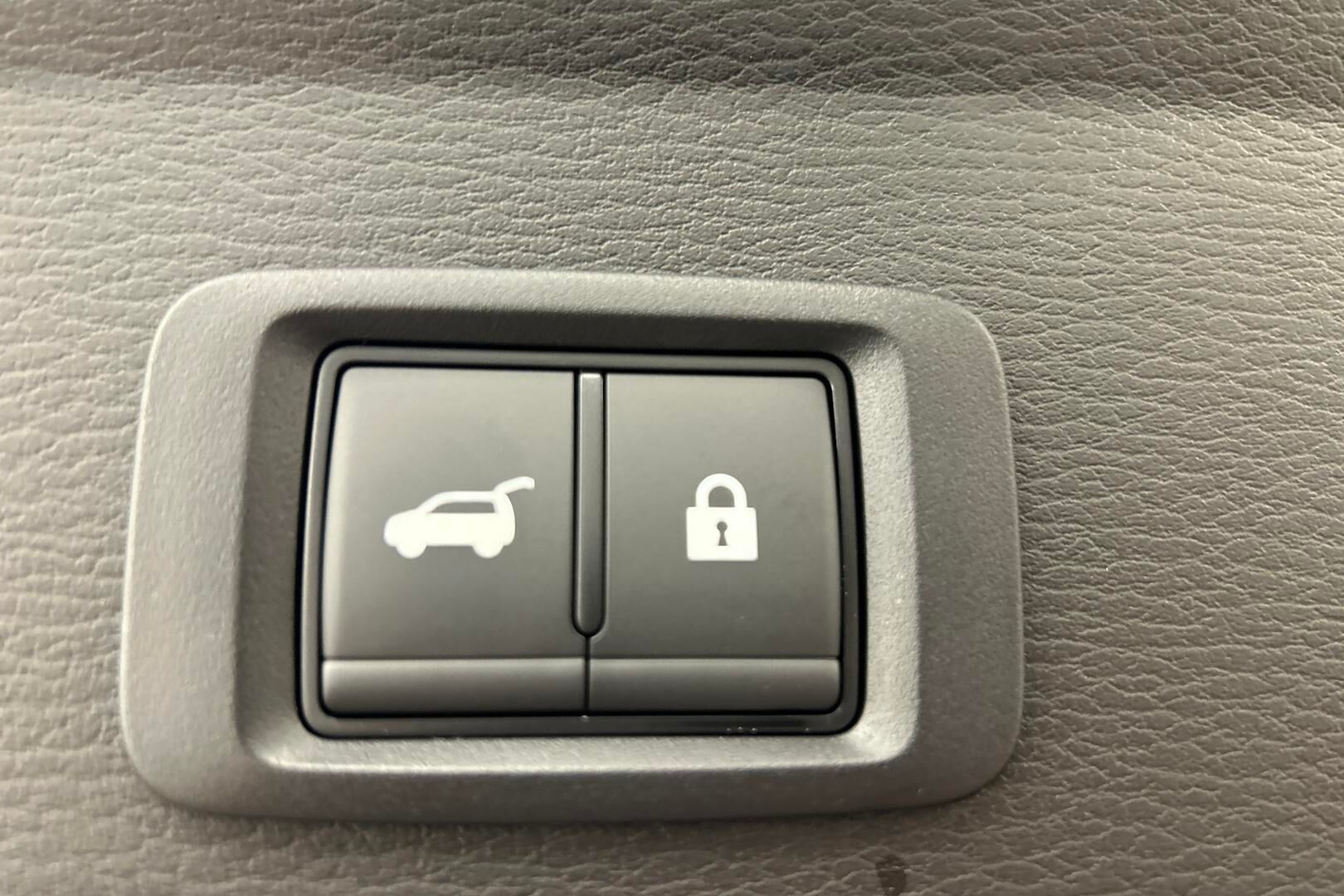 Mitsubishi Outlander iso kuva 25