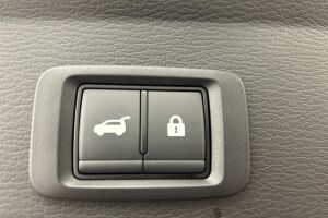 Mitsubishi Outlander esikatselu 25