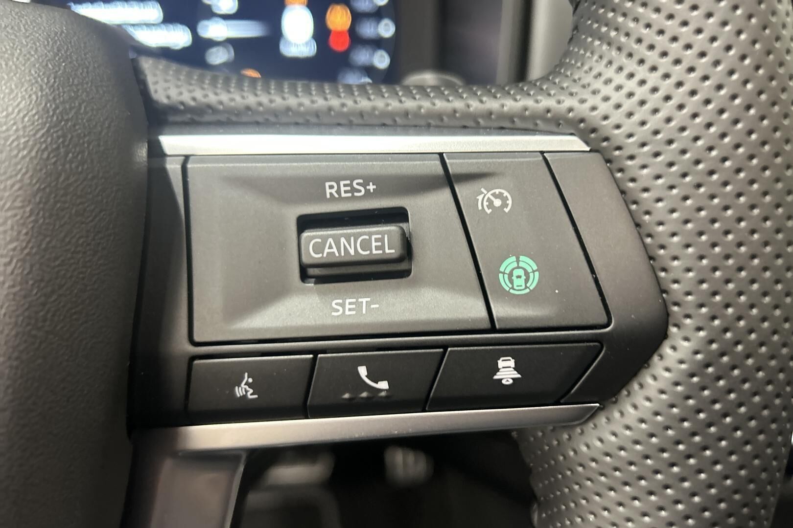 Mitsubishi Outlander iso kuva 18
