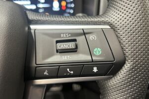 Mitsubishi Outlander esikatselu 18