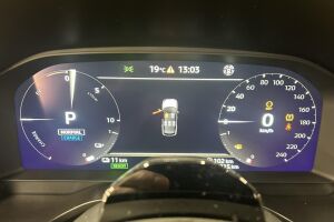 Mitsubishi Outlander esikatselu 19