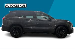 Mitsubishi Outlander esikatselu 3