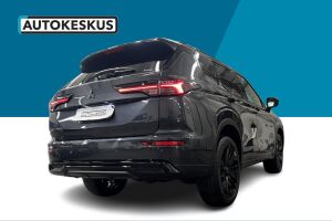 Mitsubishi Outlander esikatselu 4