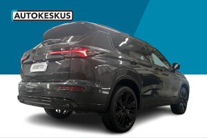 Mitsubishi Outlander esikatselu 4
