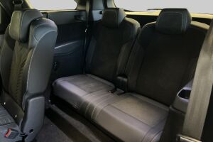 Peugeot E-5008 esikatselu 34