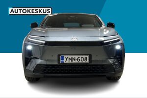 Toyota C-HR+ esikatselu 1