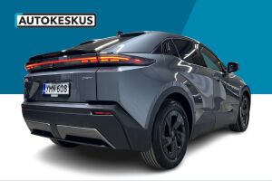 Toyota C-HR+ esikatselu 4