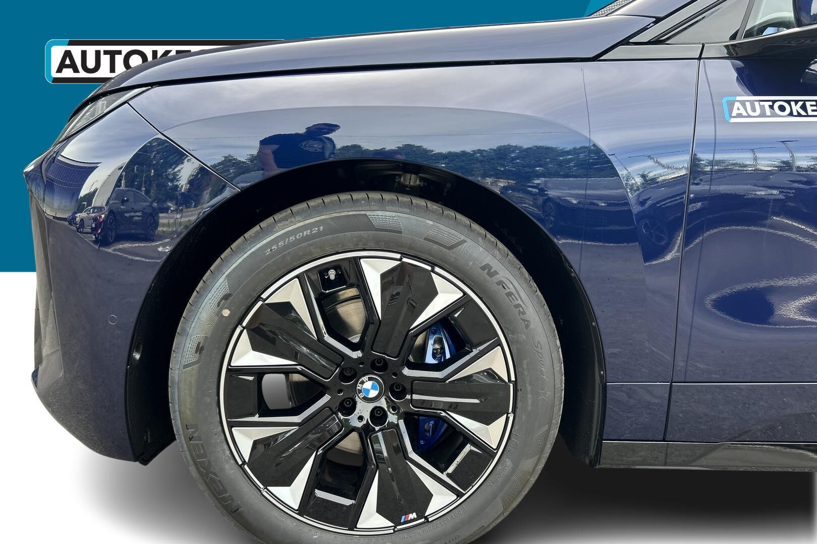 BMW iX iso kuva 12