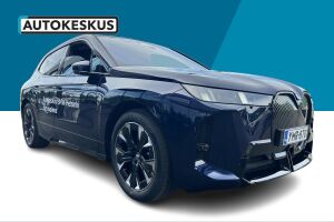 BMW iX esikatselu 2