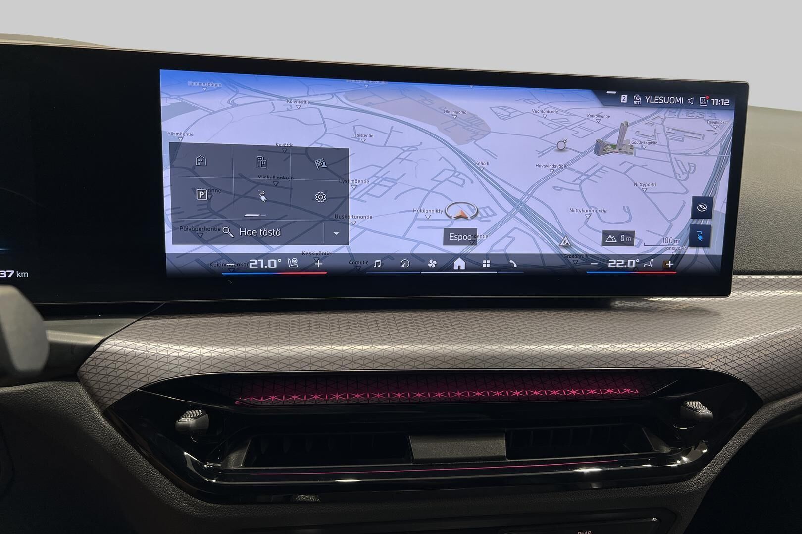 BMW I4 M60 iso kuva 14