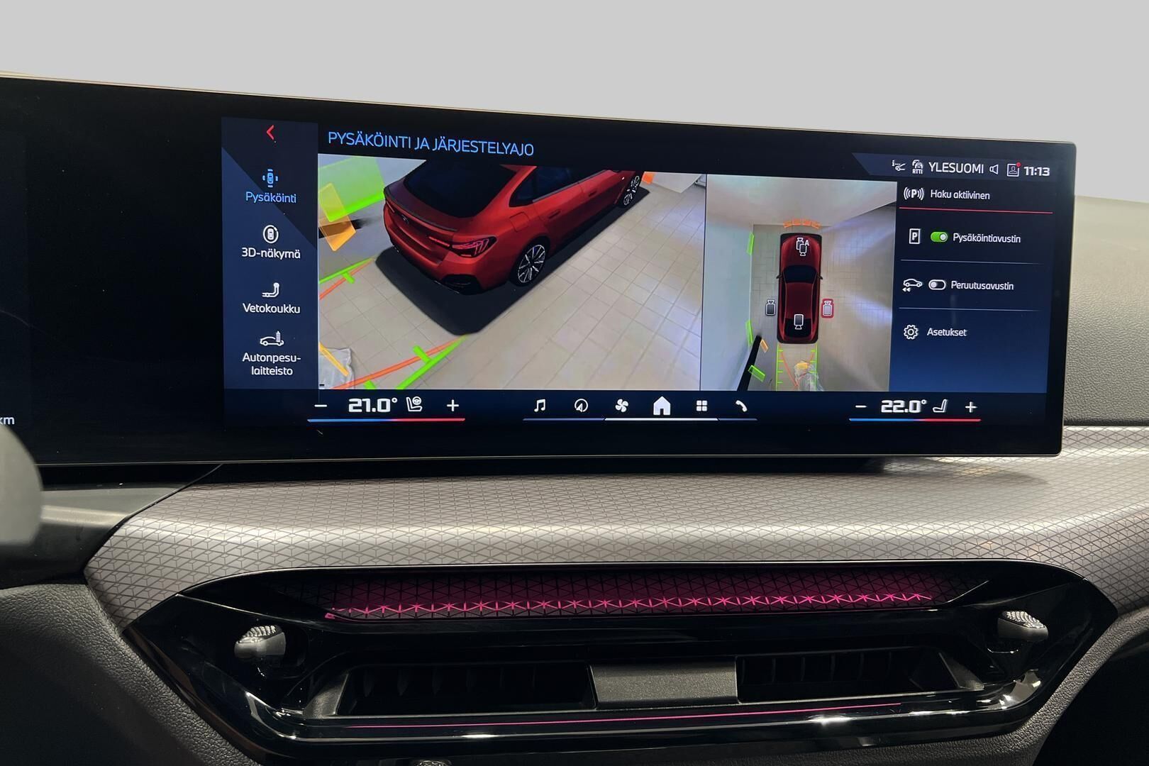 BMW I4 M60 iso kuva 17
