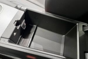 BMW I4 M60 esikatselu 30
