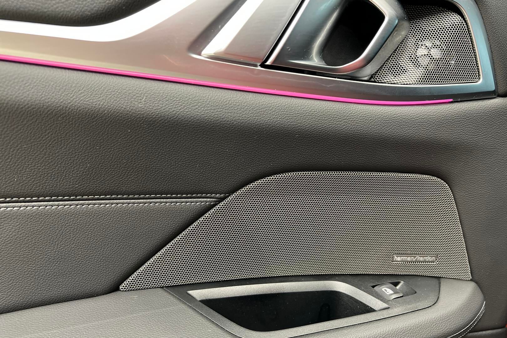 BMW I4 M60 iso kuva 44