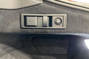 BMW I4 M60 esikatselu 46