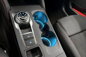 Ford Kuga esikatselu 13