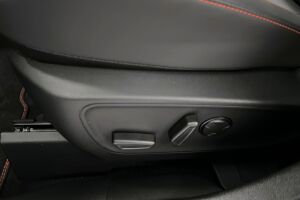 Ford Kuga esikatselu 17