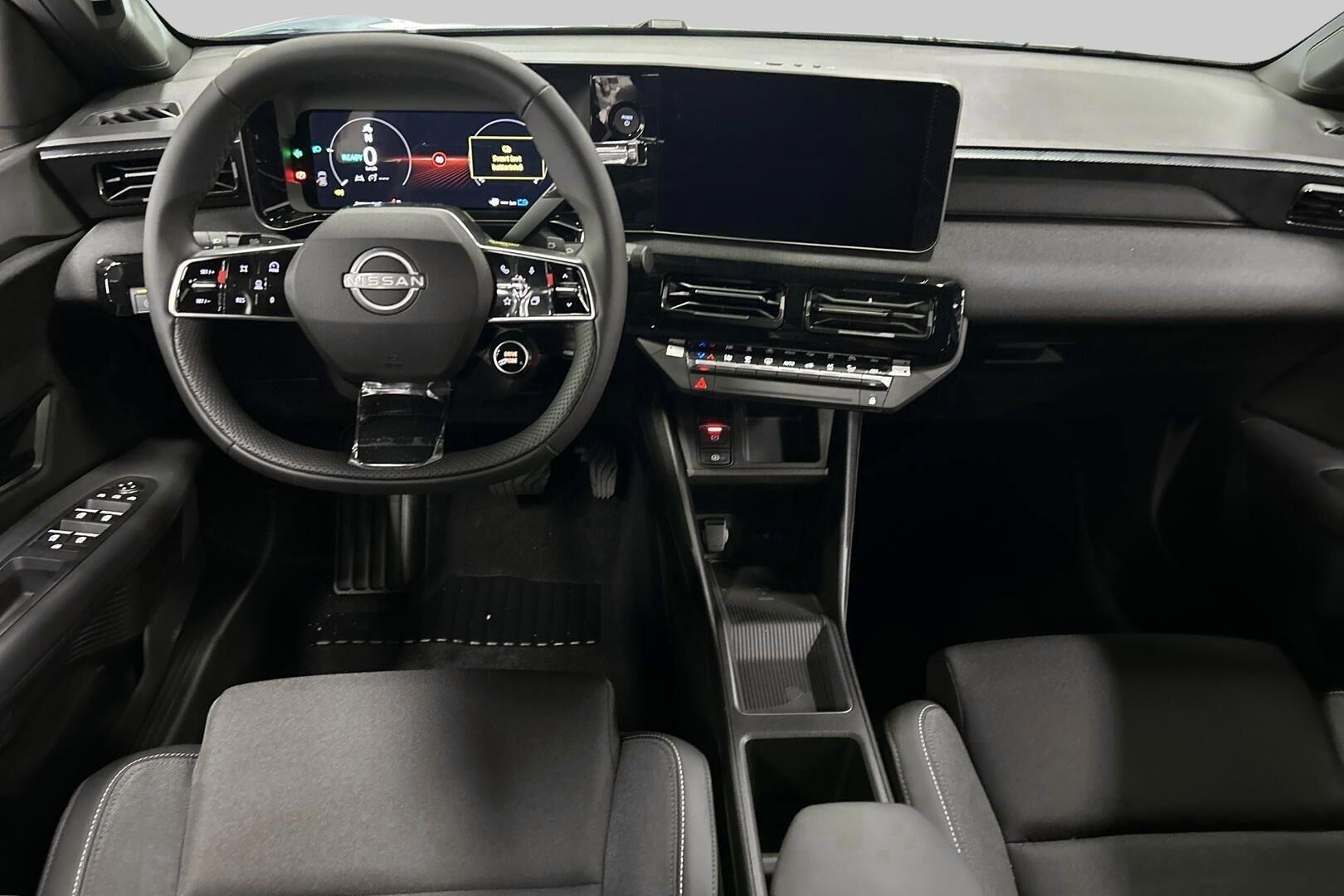 Nissan Micra iso kuva 8