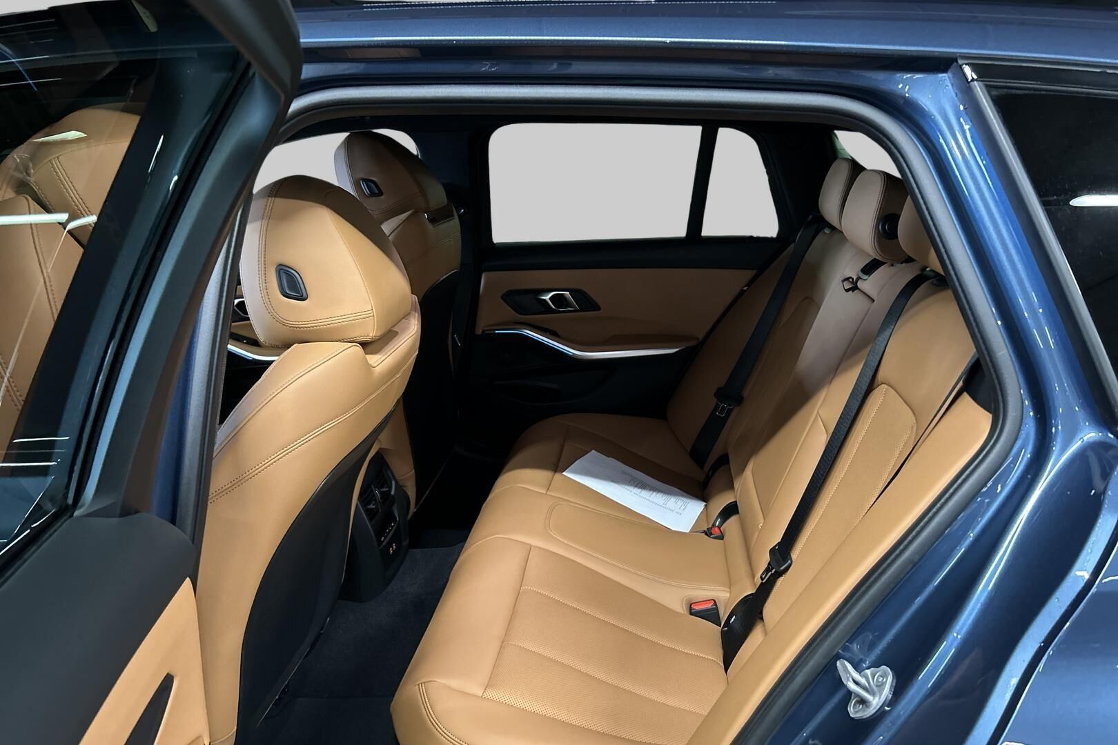 BMW 3-sarja iso kuva 6