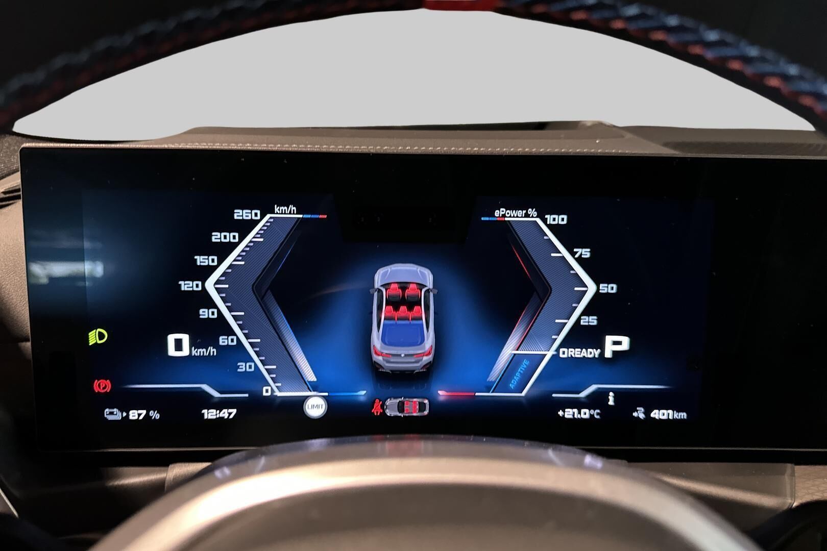 BMW i4 iso kuva 11