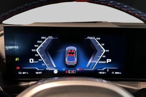 BMW i4 esikatselu 11
