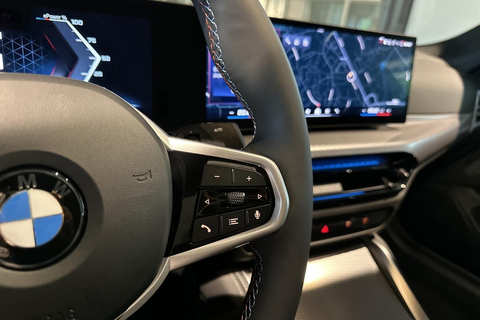 BMW i4 iso kuva 29