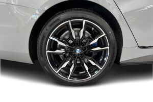 BMW I4 M60 esikatselu 11