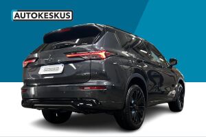 Mitsubishi Outlander esikatselu 4