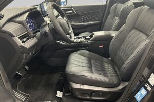 Mitsubishi Outlander esikatselu 8