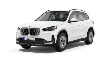 BMW iX1 esikatselu 1