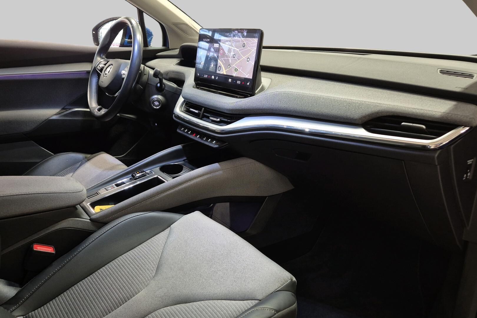 SKODA ENYAQ iso kuva 4