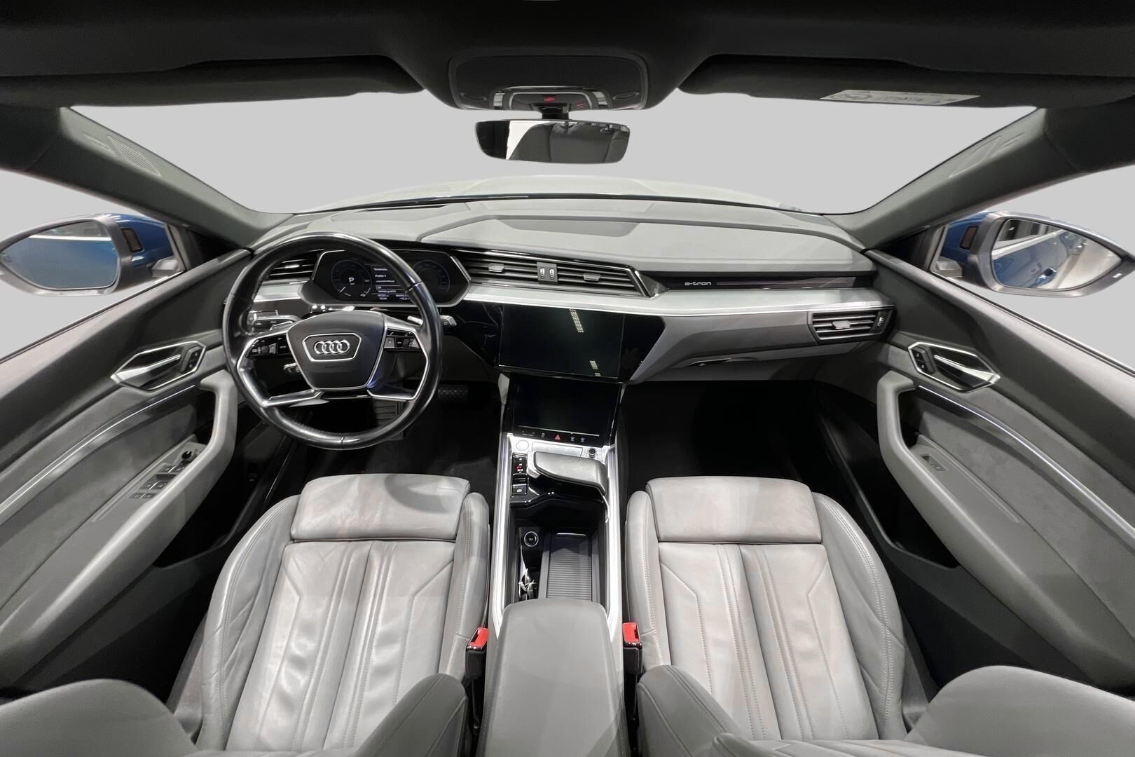 AUDI E-TRON iso kuva 33