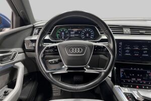AUDI E-TRON esikatselu 35