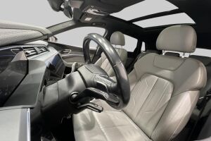 AUDI E-TRON esikatselu 20