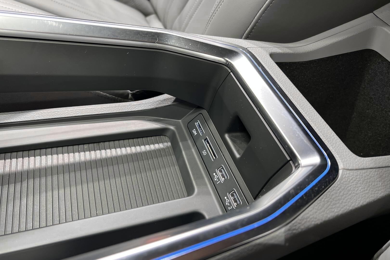 AUDI E-TRON iso kuva 37