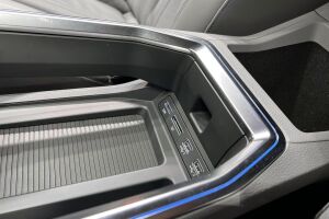 AUDI E-TRON esikatselu 37
