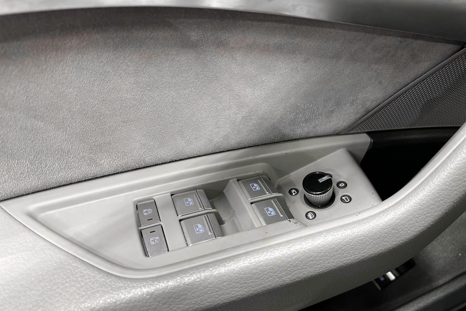 AUDI E-TRON iso kuva 28
