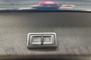 AUDI E-TRON esikatselu 39