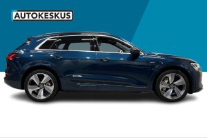 AUDI E-TRON esikatselu 4